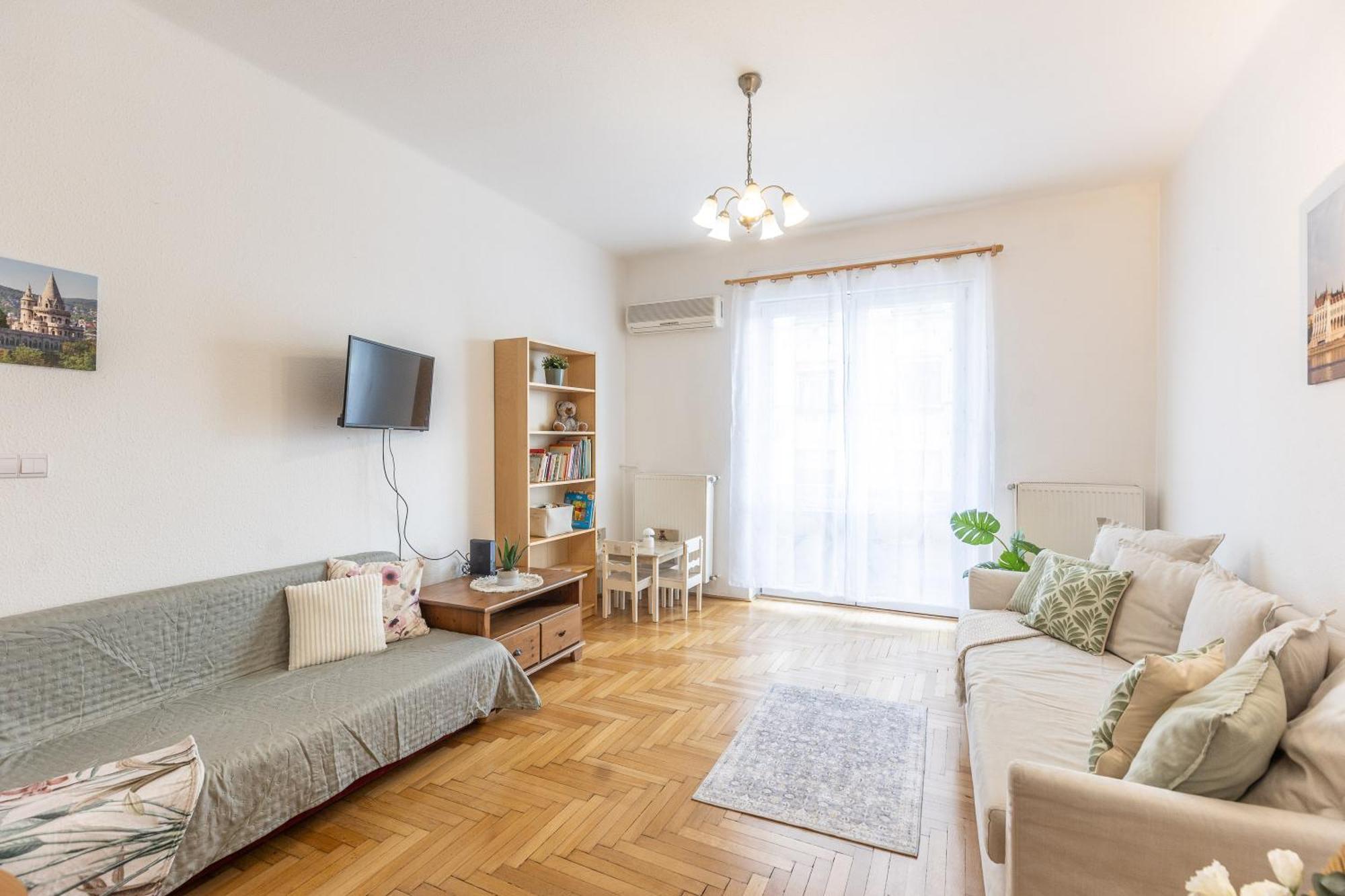 Riverside Balcony Apartment With View To Danube بودابست المظهر الخارجي الصورة